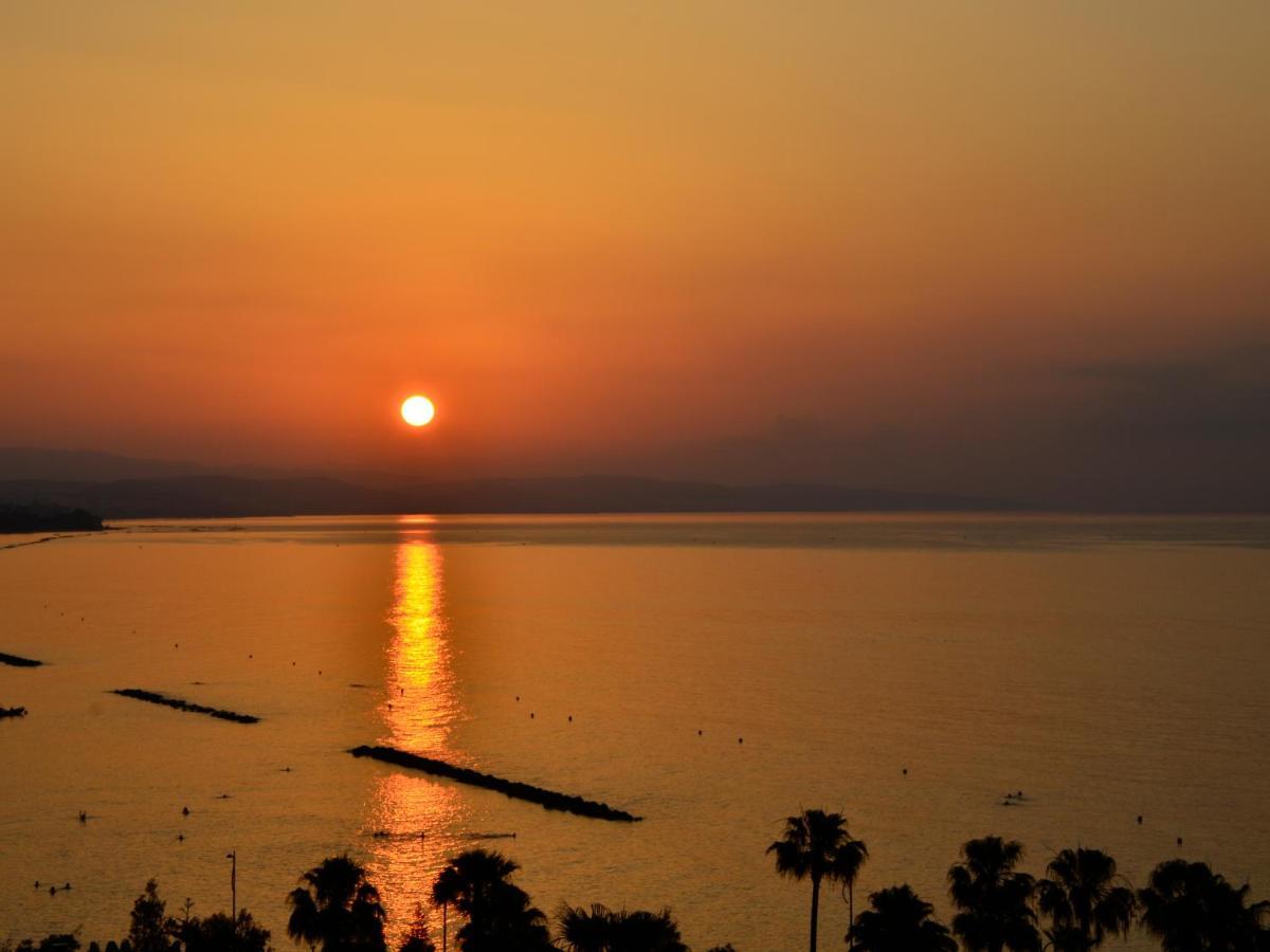 A City-Center Seaview Penthouse At Oceanic Limassol Kültér fotó