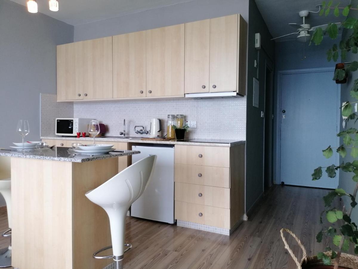 A City-Center Seaview Penthouse At Oceanic Limassol Kültér fotó