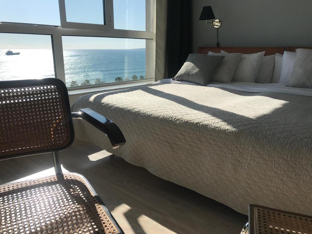 A City-Center Seaview Penthouse At Oceanic Limassol Kültér fotó